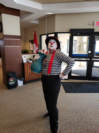 Mime working the Nursing Home Mime working the Nursing Home